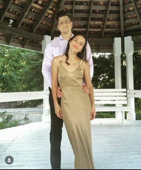 Alyssa Limperis actrice de grande qualité des photos