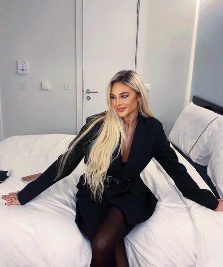 Angelika Kramer actrice sexy galeries