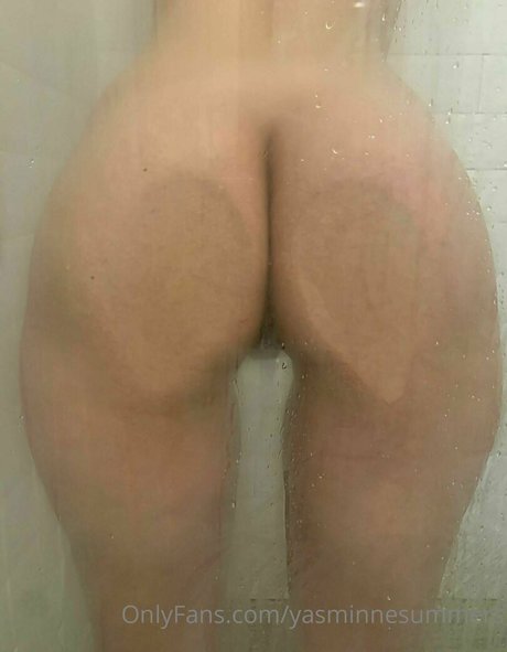 yasminnesummers étoile érotique image