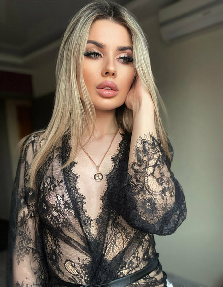 elie fairy actrice adulte archive