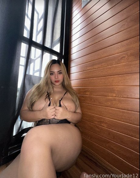 jade12 star du sexe image