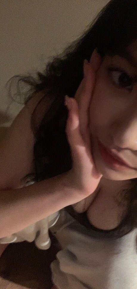 johhzt modèle érotique des photos