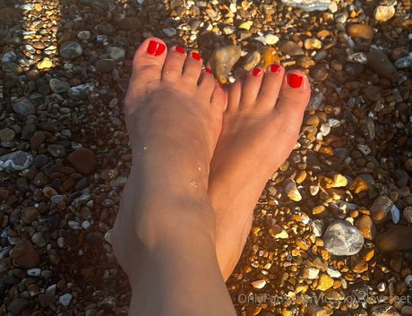 lusciouslovefeet modèle magnifique photo