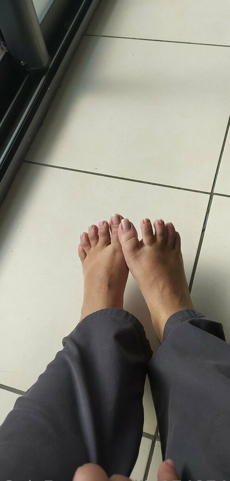 lila974974 modèle pornographique galeries