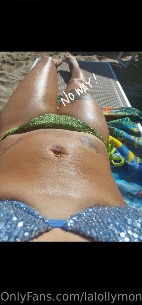 lalollymoni étoile sexy photos