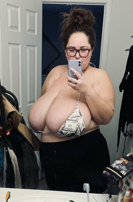 tiggobitties24 7_ actrice de nus galerie