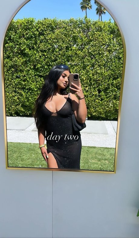 Tatiana McQuay modèles nus galeries