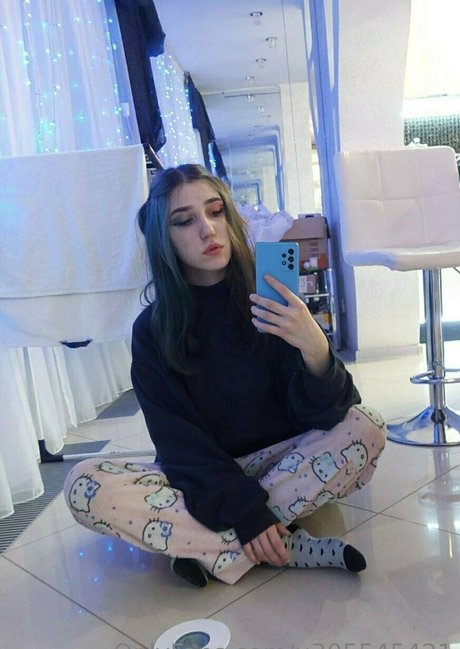 baby and dollyy modèle chaud images