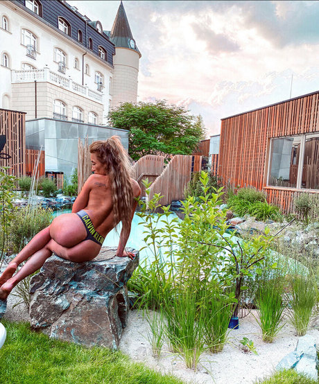 ado asiatique solo onlyfans qualité supérieure photos