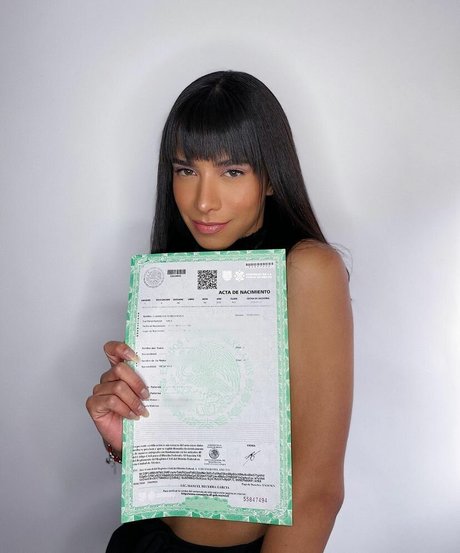 Gabrielle M modèle magnifique archive