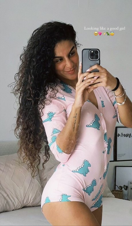 Zoe Bayona star du porno hd archive