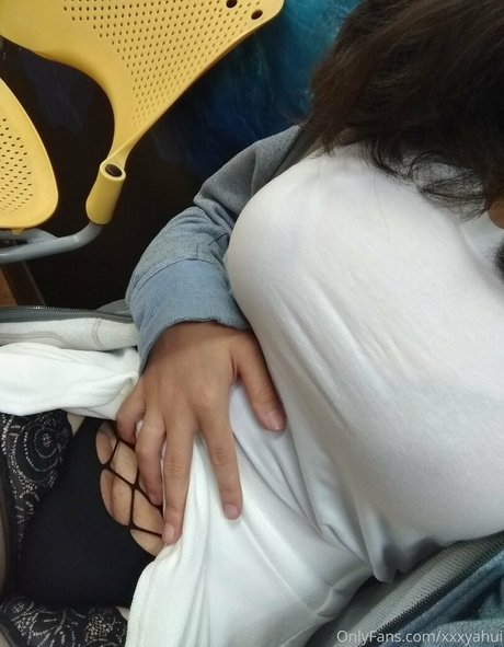 xxxyahui actrice de sexe des photos