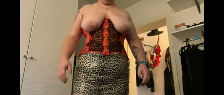 no jury modèle érotique photos