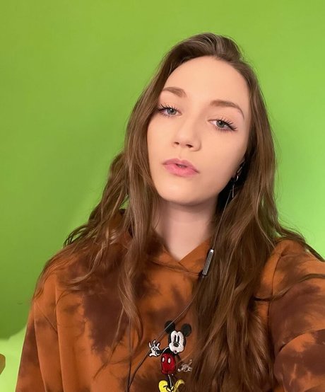 adolescente blonde onlyfans adulte parfait des photos