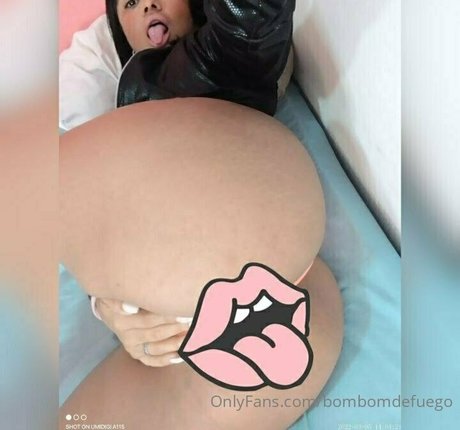 goddessmiah16 modèle de haute qualité photo