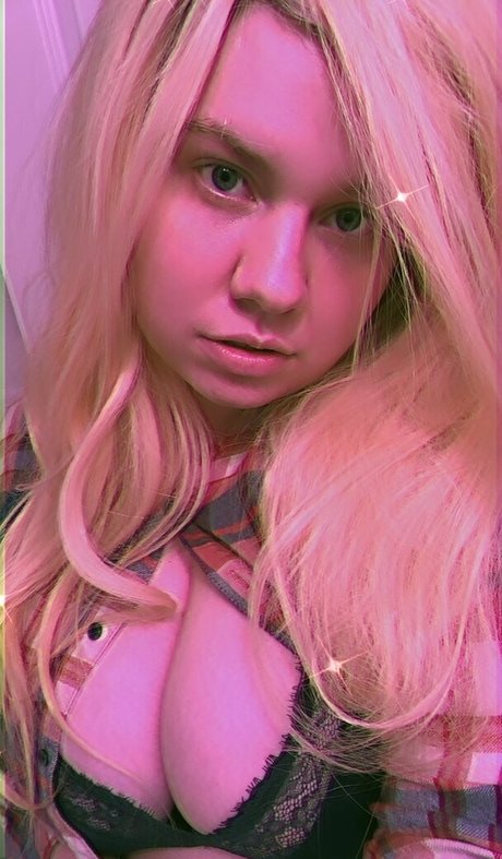 Supapixelgirl top star image