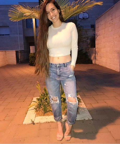 Sapir Hazansky modèle sexy img