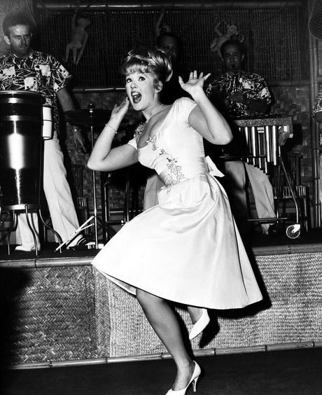 orgie lesbienne onlyfans sexe chaud img