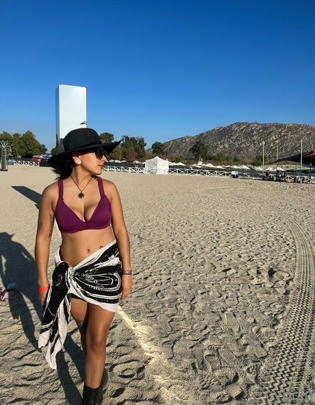 cybcin étoile parfaite des photos