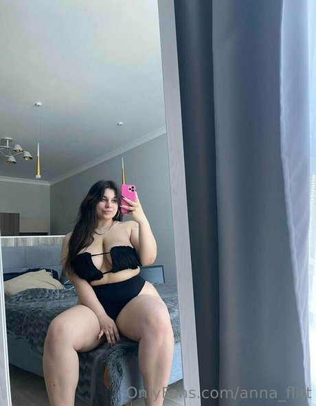 chatte ado onlyfans art érotique img