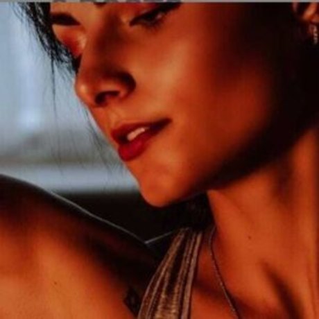 Ticia Takashi modèle sexy photos