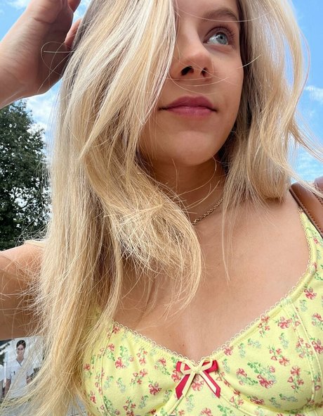 cuteclaire star du porno érotique images