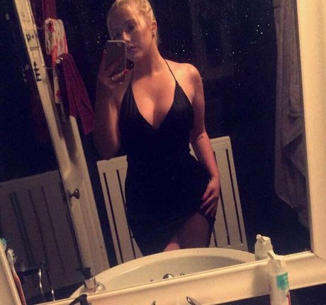 Bethany Koko modèle xxx image