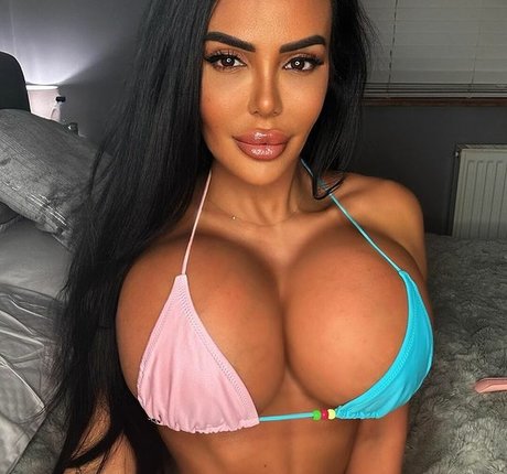 petits seins potelés onlyfans xxx nus images