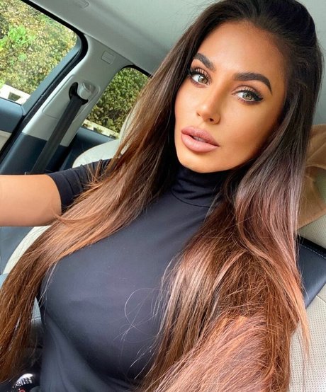 Anet Kailing étoile nue images