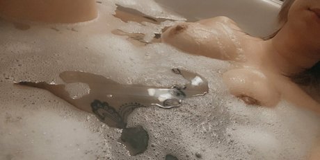 doigté ébène onlyfans haut por img