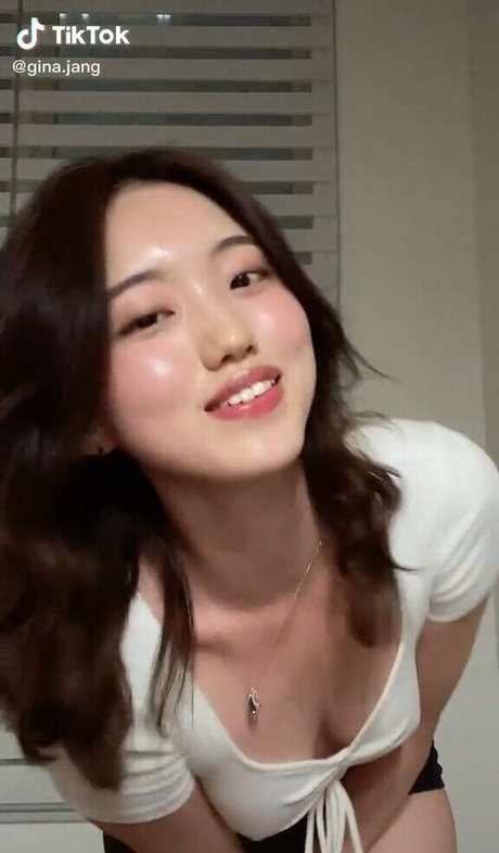 Gina jang haut modèle photo