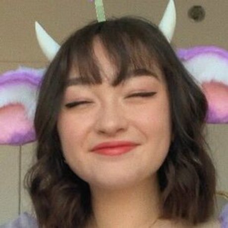 Mxmtoon nus star du porno galeries