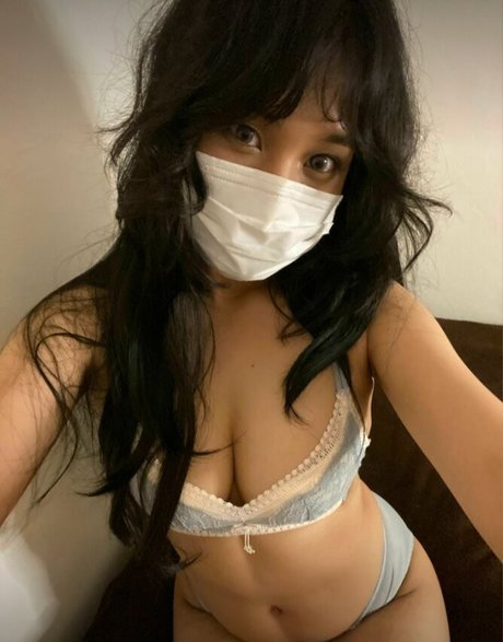 dollypoppss actrice de sexe photo