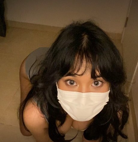 gros seins ébène onlyfans assez érotique photos