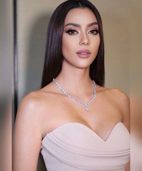 Amanda Obdam actrice érotique des photos