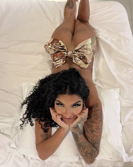 Karen Alencar belle actrice photo