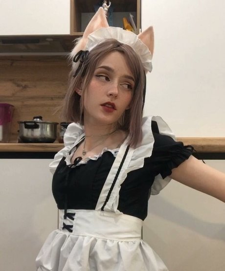 nenormova jolie actrice collection