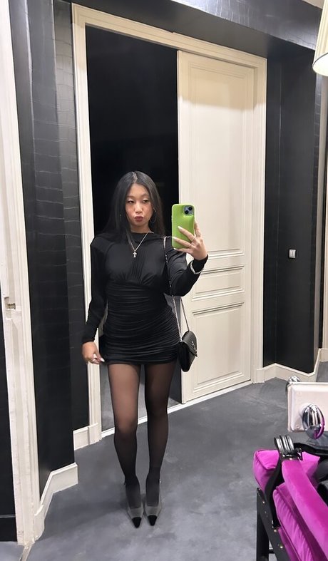 Jade Hallyday belle star du porno galeries