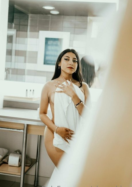 alex is amzing star du porno gratuite photos