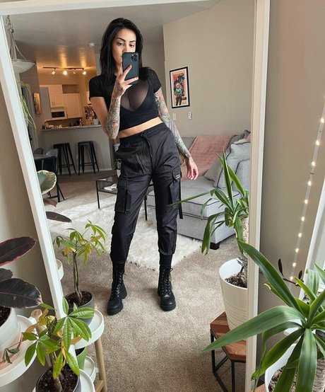 wisalallen modèle exclusif des photos