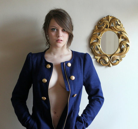 Imogen Rhiannon top star img