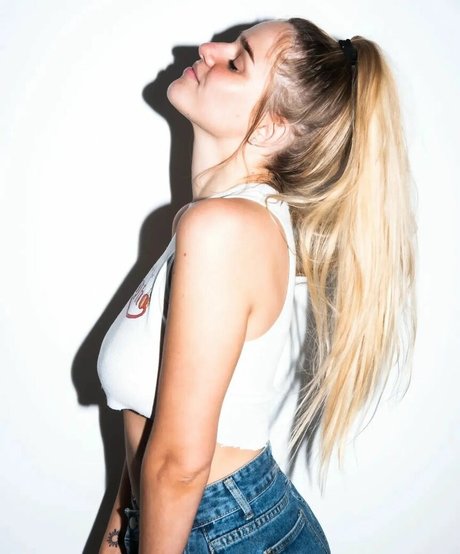 Sam Shemer star du porno galerie