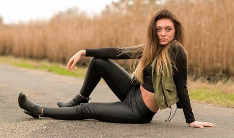 Logan Brickhouse star du porno chaud img