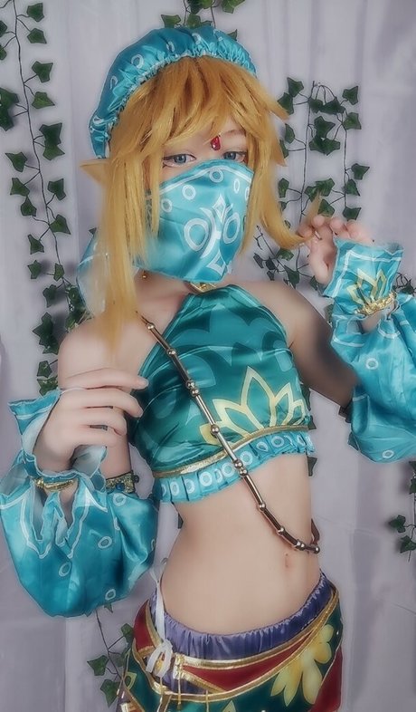 Haltsmanu actrice érotique galerie