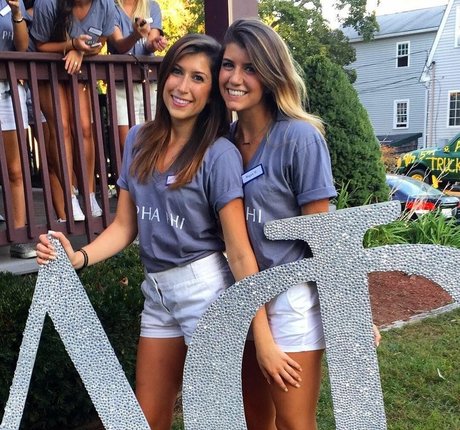 Lindsay Hydorn modèle sexy image