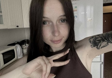 grystnayaanya modèle érotique archive