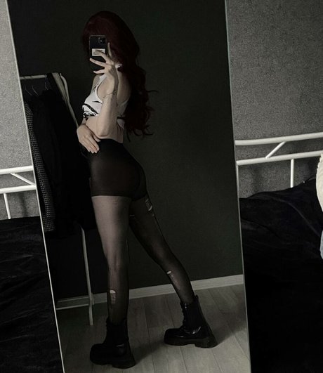 grystnayaanya art modèle archive