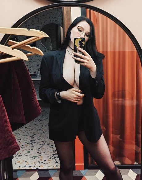 Hinikali actrice porno des photos