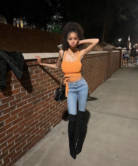 Kira Imani star du porno xxx galerie