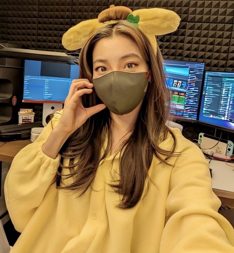 OniGiri modèle chaud des photos